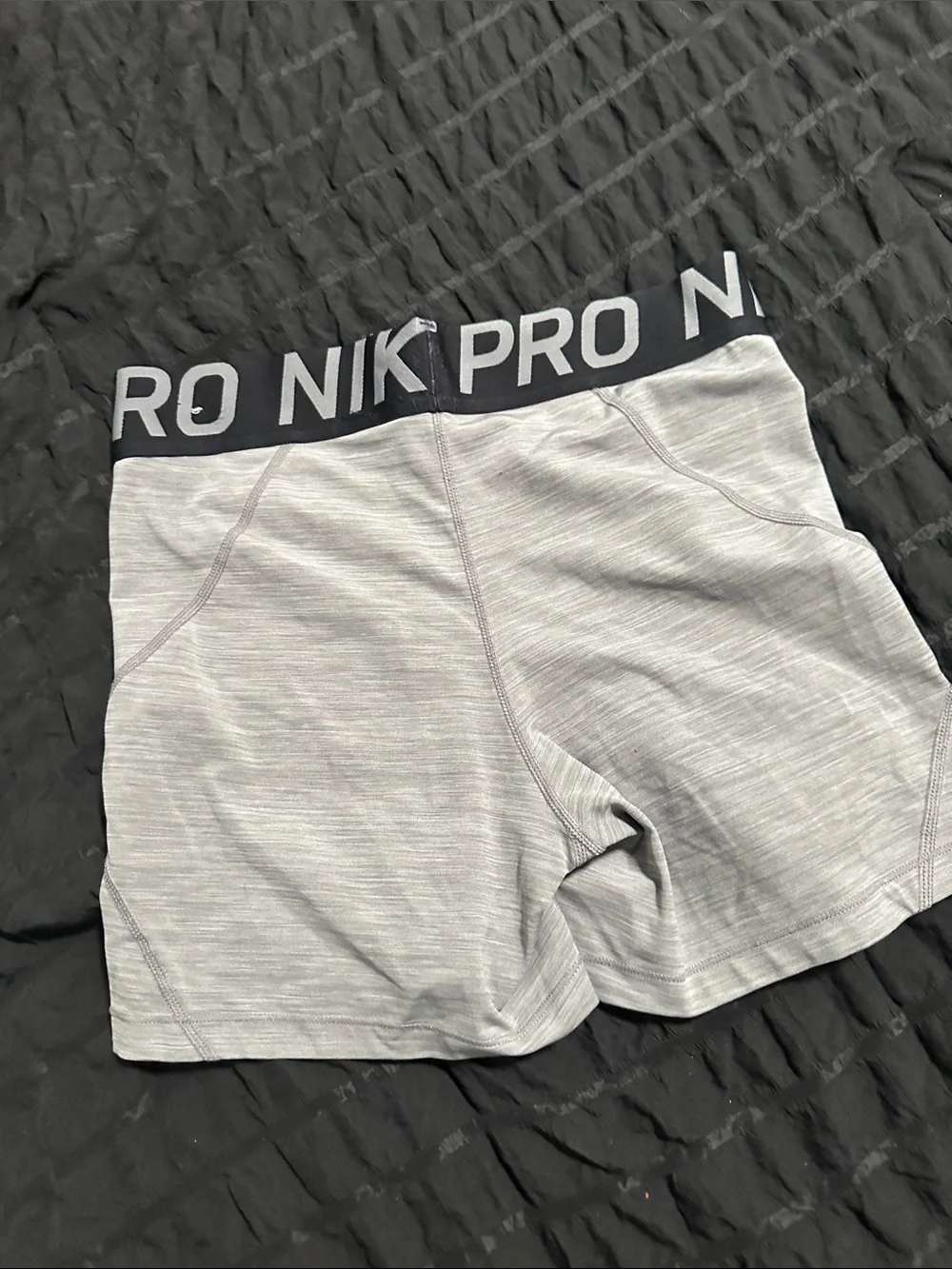 Nike Women’s Gray Pro SPANDEX Shorts with Black Waistband sz L EUC